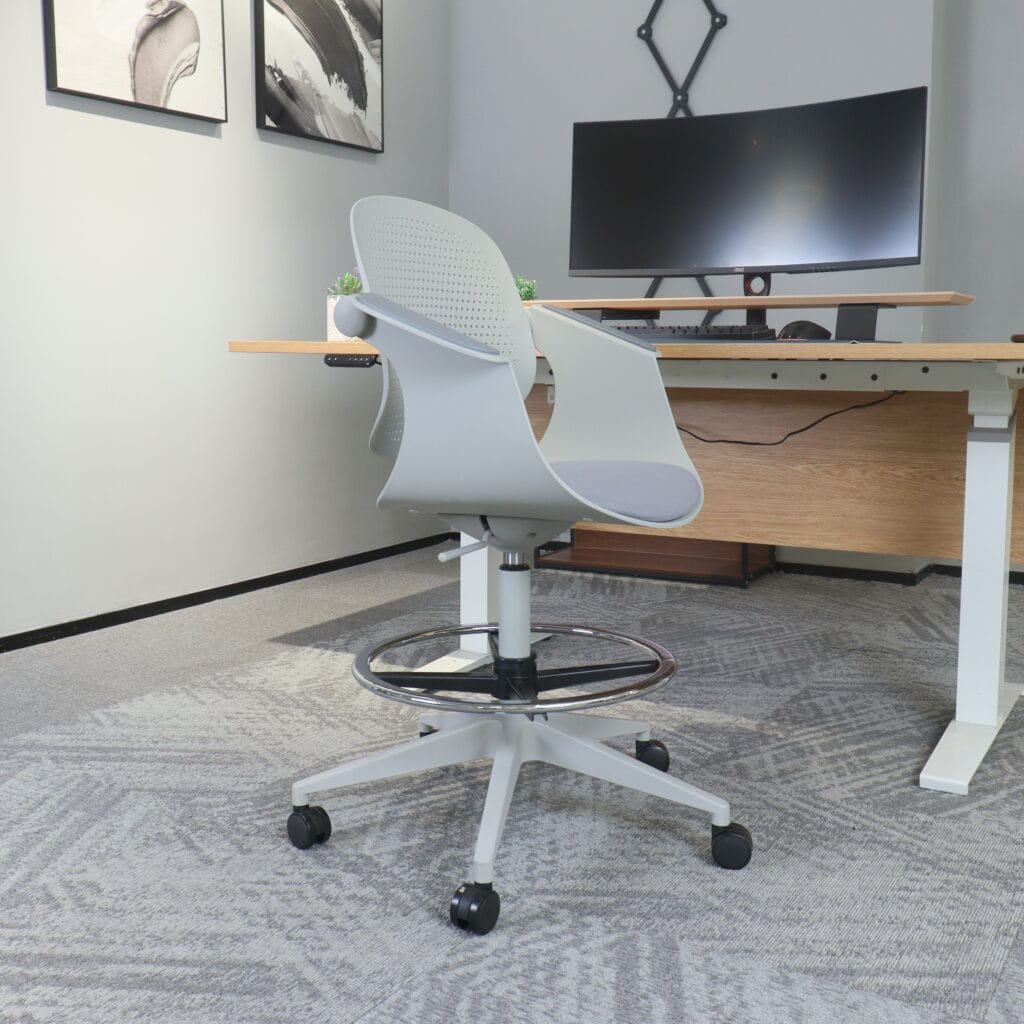 Office Furniture Suppliers in Dubai, Buy the Best Office Chairs in Dubai